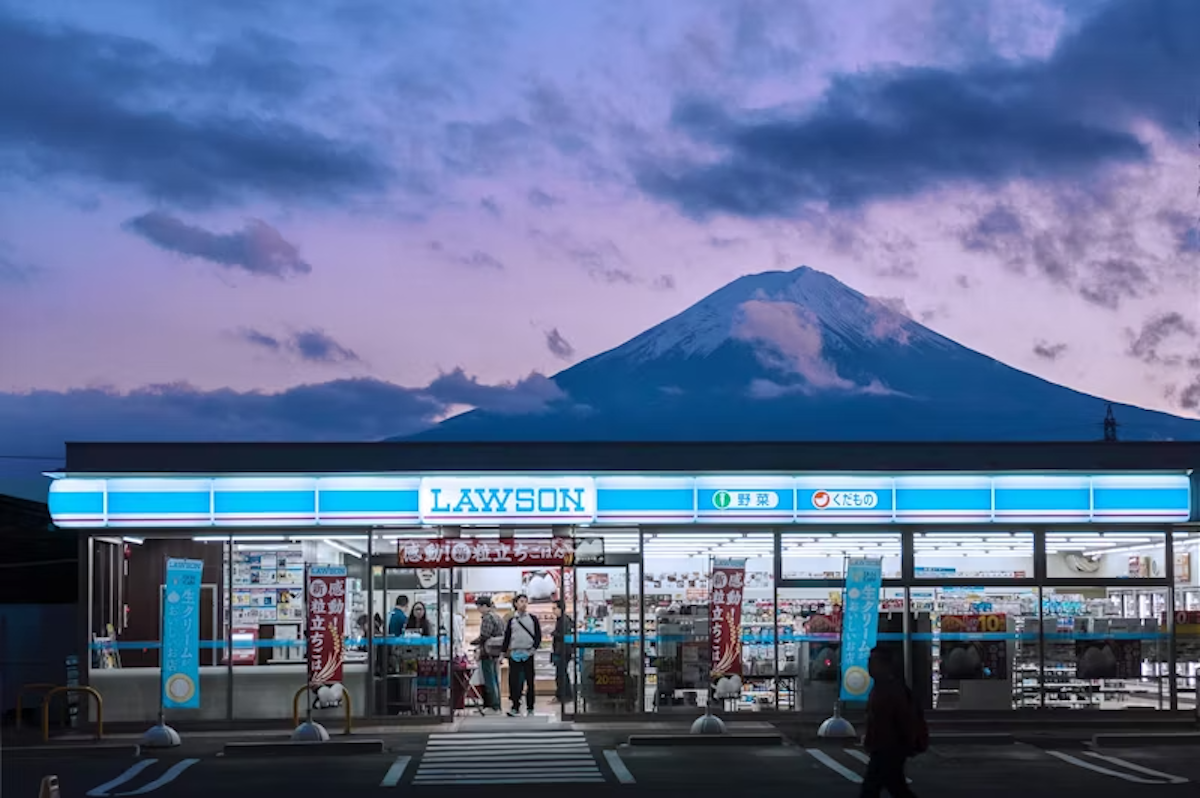 Convenience Store Exterior: 8 Pump-to-Store Conversion Tips